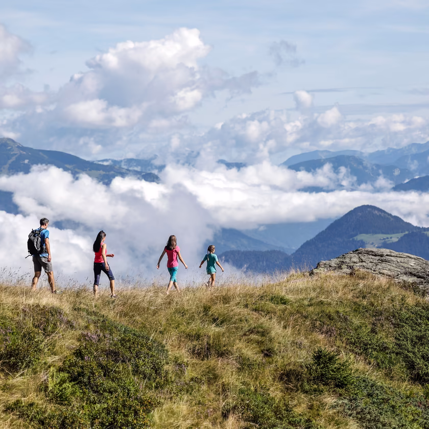 Wandern im Sommer mit der Familie © Erste Ferienregion im Zillertal / Andi Frank