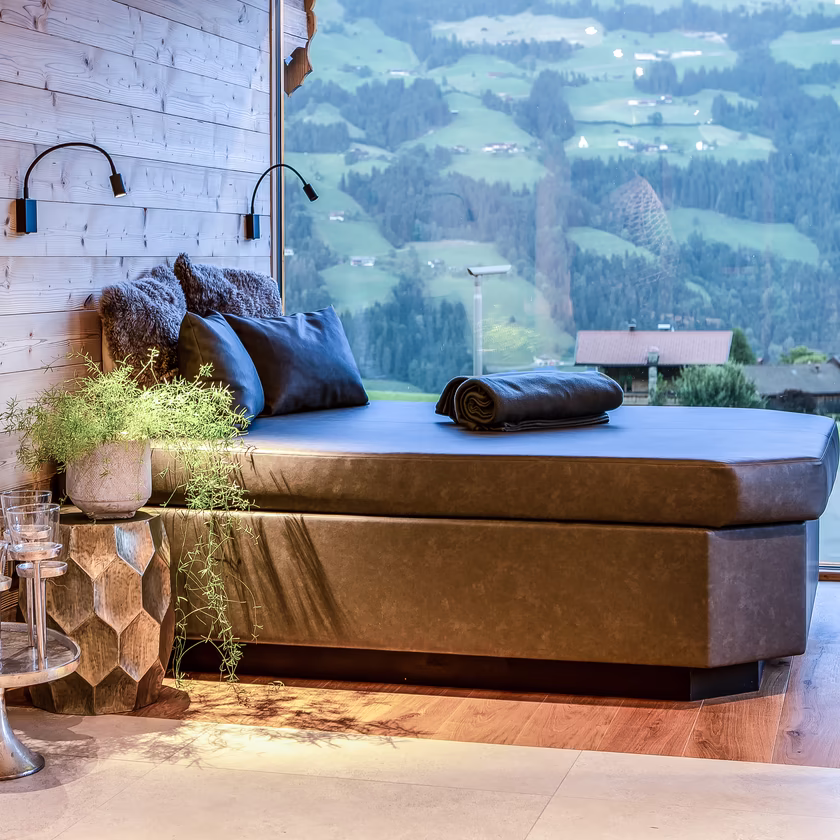 Ruhebereich im Chalet © Bildlmacher